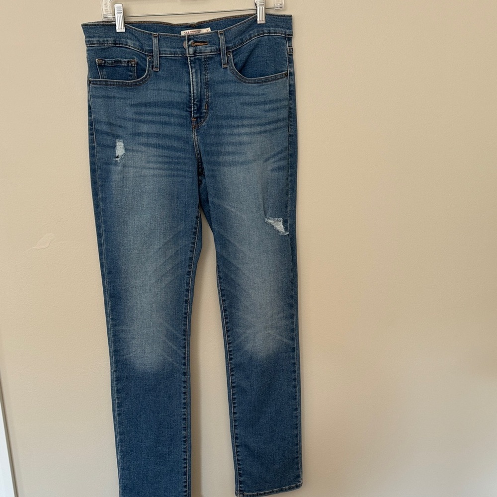 Levis Classic Blue Women's Jeans